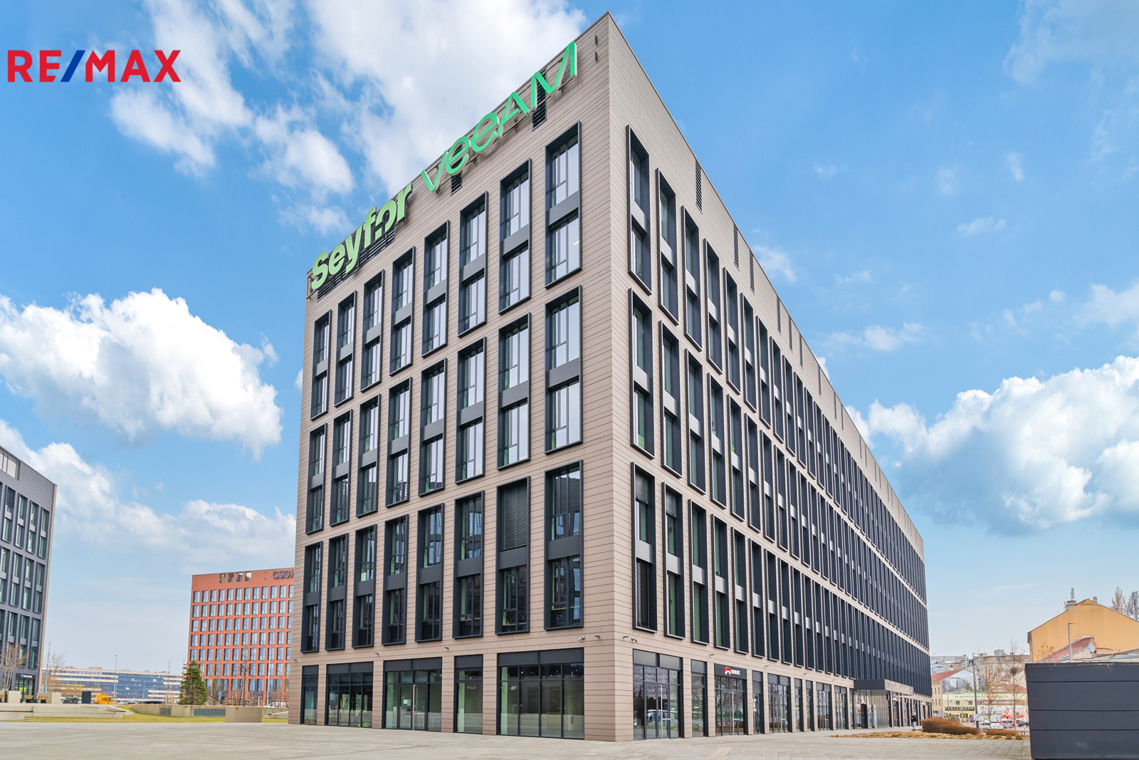 Pronájem obchodního prostoru, 431 m2, Praha