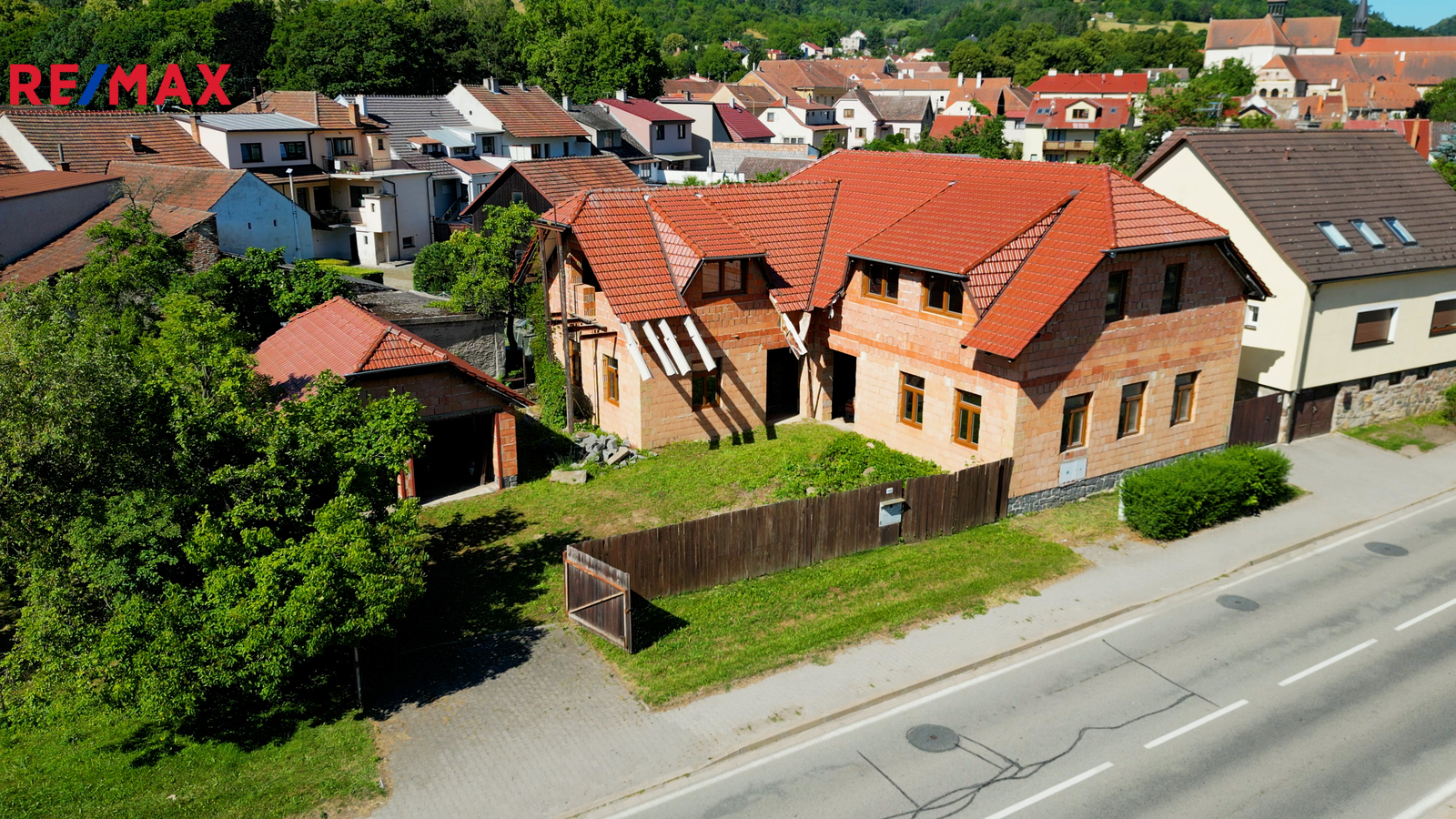 Prodej vícegeneračního domu, 310 m2, Předklášteří