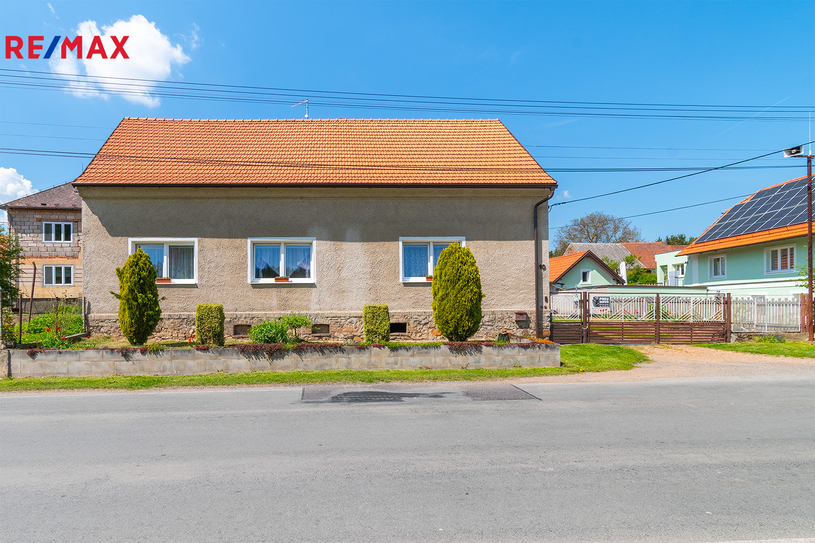 Prodej rodinného domu, 450 m2, Vejvanov