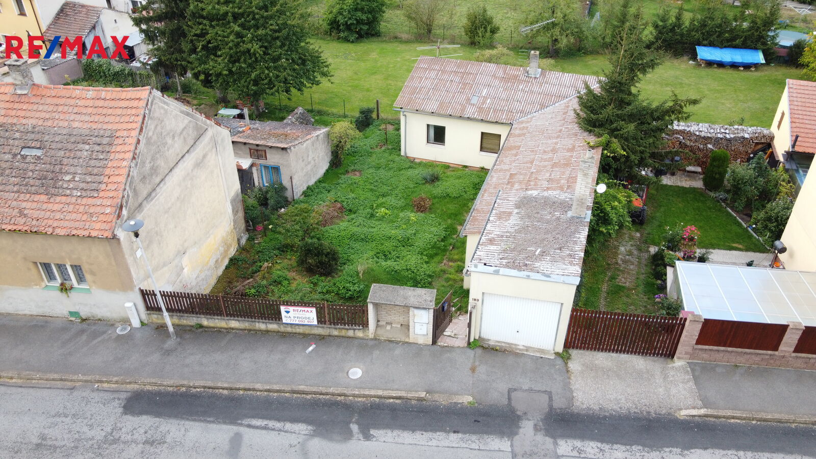 Prodej pozemku pro bydlení, 341 m2, Chodouň