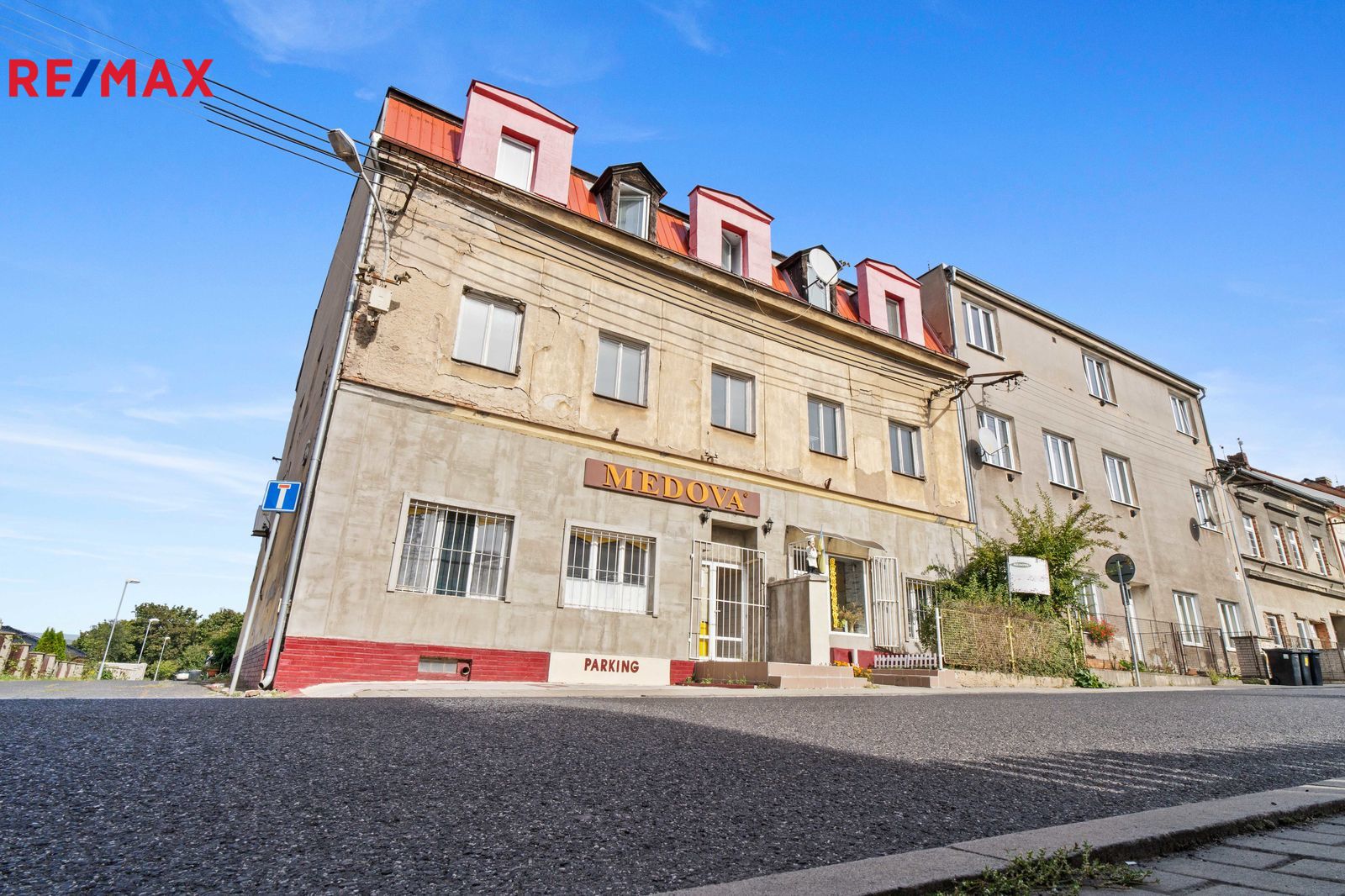 Prodej vícegeneračního domu, 560 m2, Světec