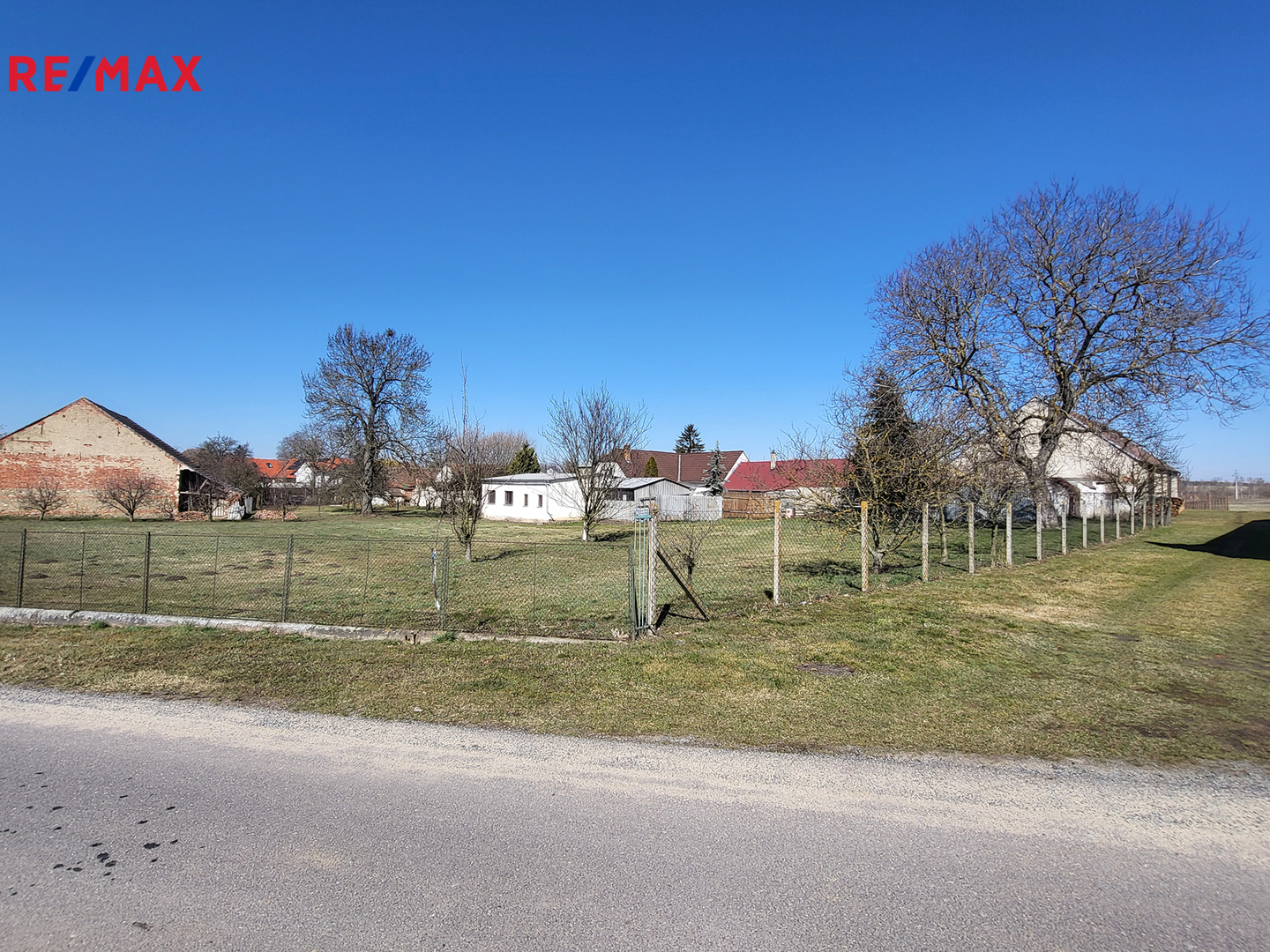 Prodej pozemku pro bydlení, 2100 m2, Moravské Budějovice