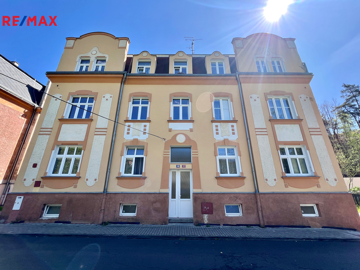 Prodej bytu 2+1, 63,4 m2, Dalovice