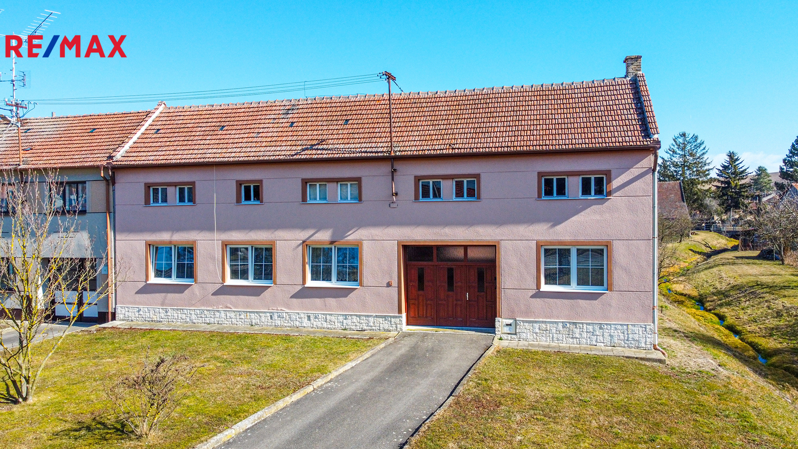 Prodej rodinného domu, 242 m2, Uhřice