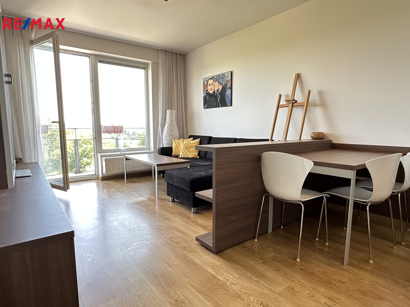 Pronájem bytu 2+kk, 56,6 m2, Praha