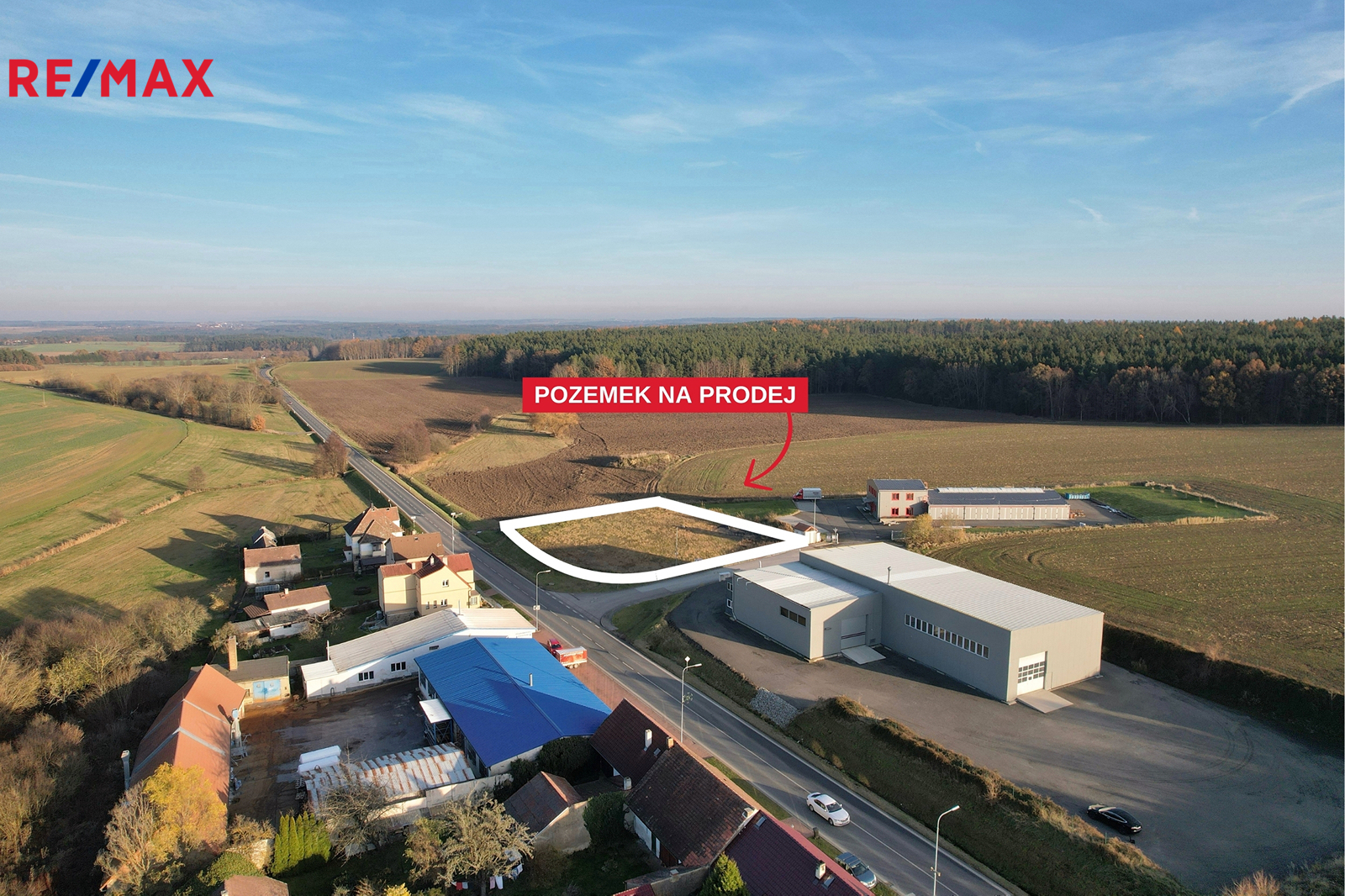Prodej pozemku pro komerční výstavbu, 3127 m2, Bernartice