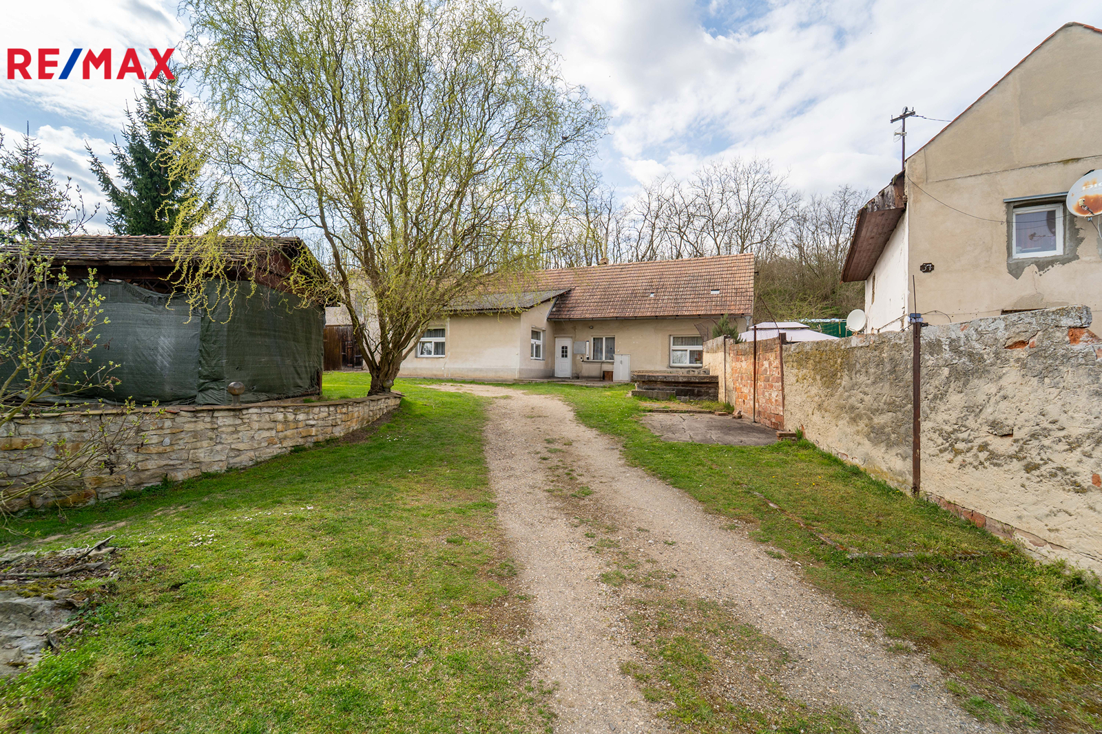 Prodej rodinného domu, 85 m2, Býkev