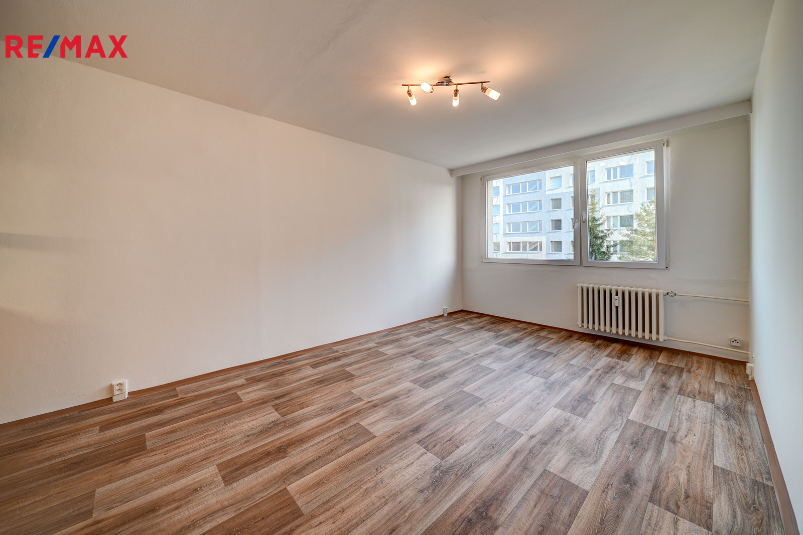 Pronájem bytu 2+kk, 41,6 m2, Nymburk