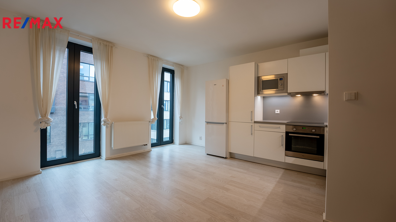 Pronájem bytu 2+kk, 42 m2, Brno