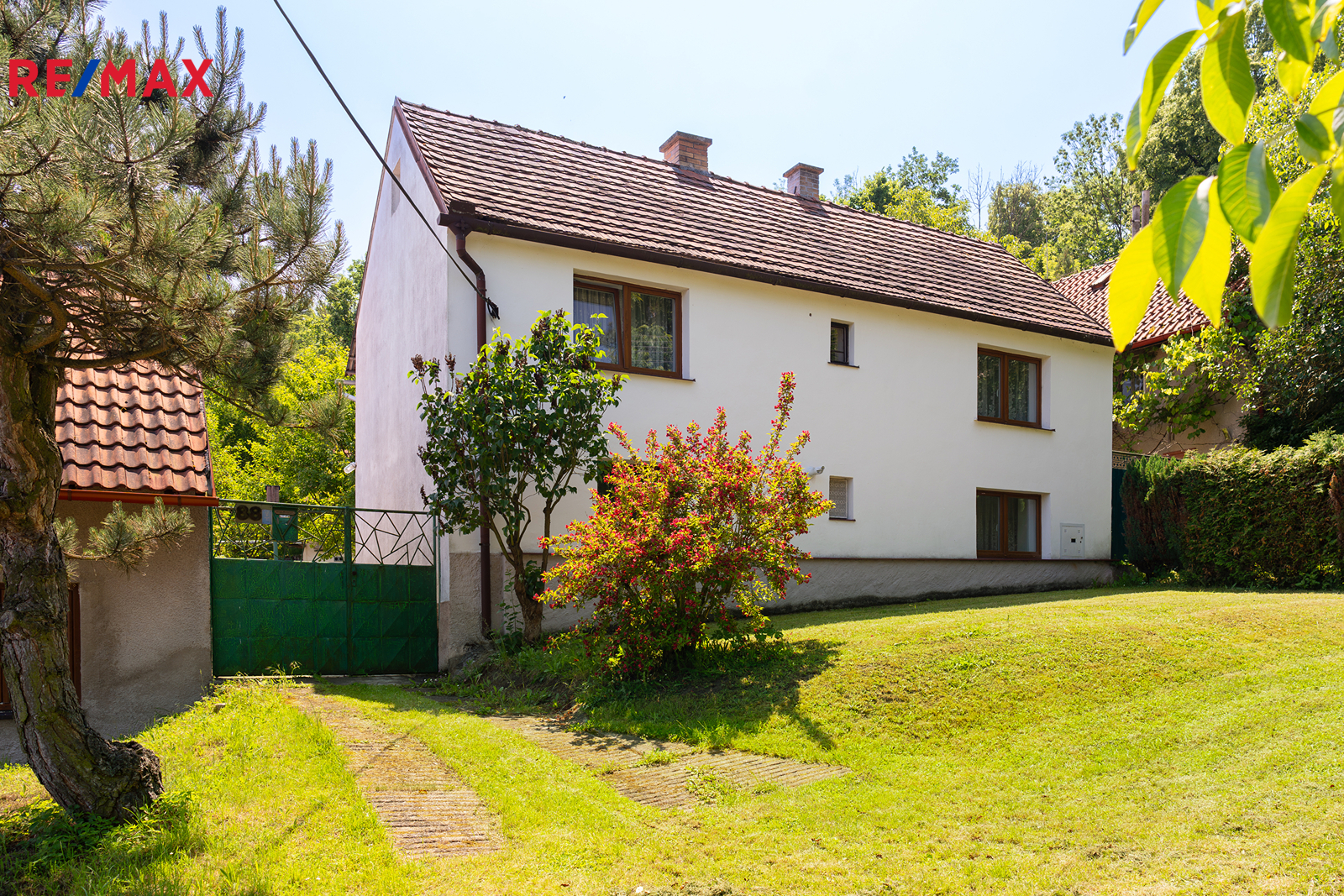 Prodej rodinného domu, 98 m2, Sazená