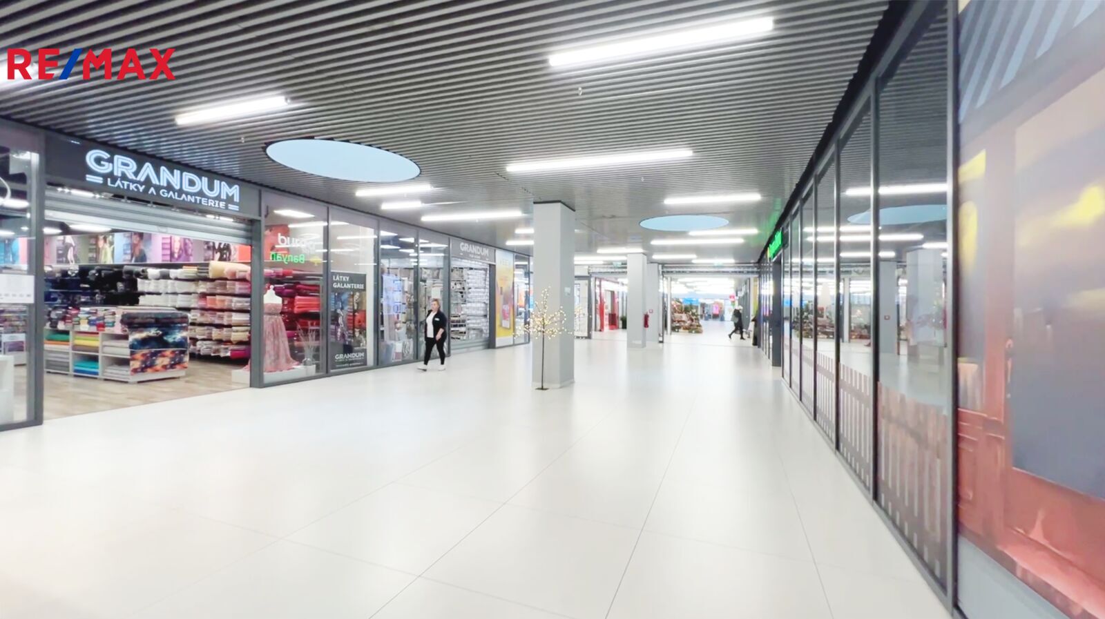Pronájem obchodního prostoru, 57 m2, Praha