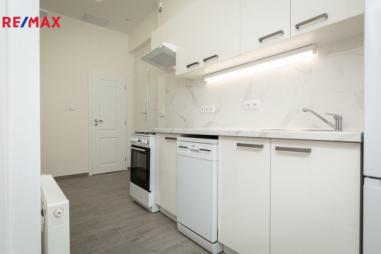 Pronájem bytu 2+1, 50 m2, Praha