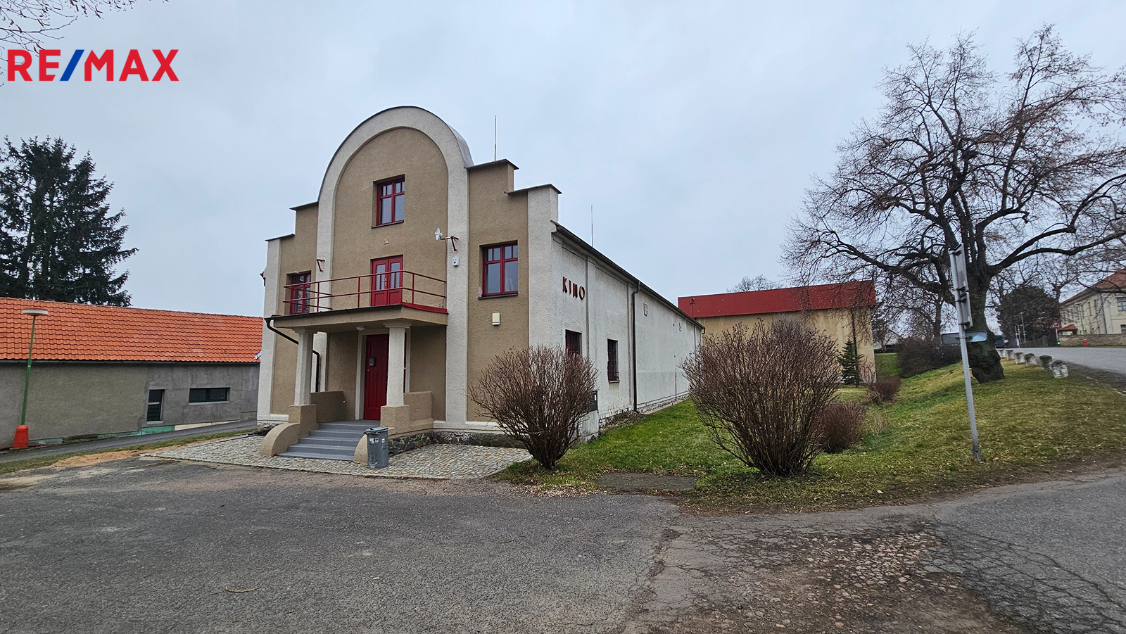 Pronájem skladovacího prostoru, 330 m2, Krakovany
