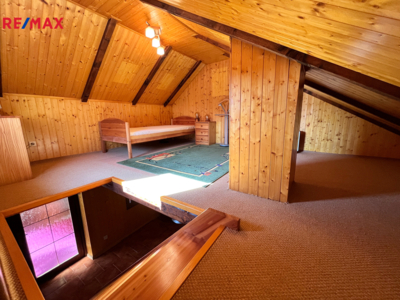 2735788.jpg 2735788.jpg