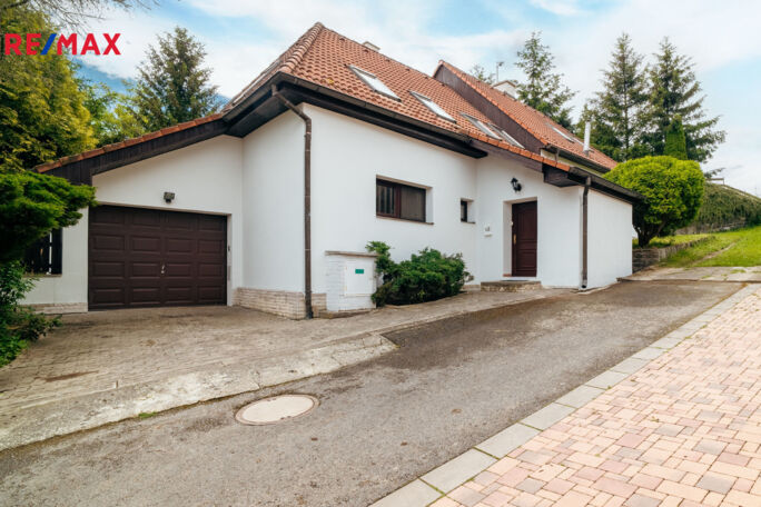 Prodej rodinného domu, 371 m2, Kořenec - obrázek 8