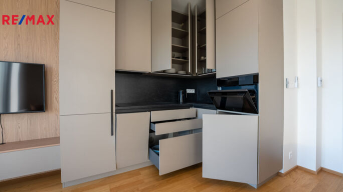 3161291.jpg 3161291.jpg