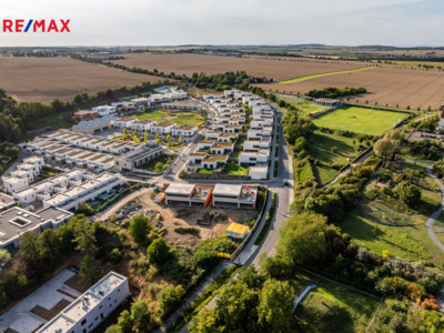 2952629.jpg 2952629.jpg