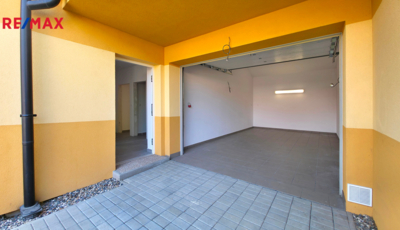 2786282.jpg 2786282.jpg