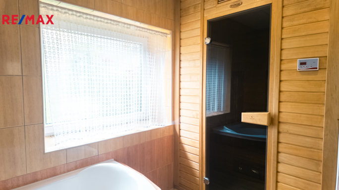 2985790.jpg 2985790.jpg