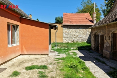 2942161.jpg 2942161.jpg