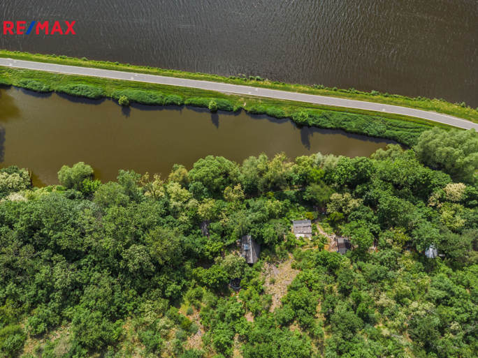 2830780.jpg 2830780.jpg