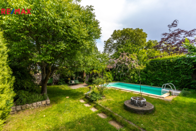 2817496.jpg 2817496.jpg