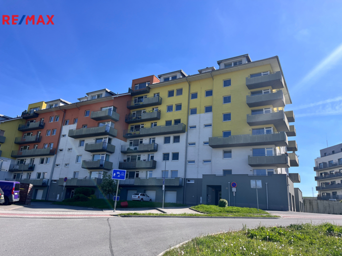 2796097.jpg 2796097.jpg