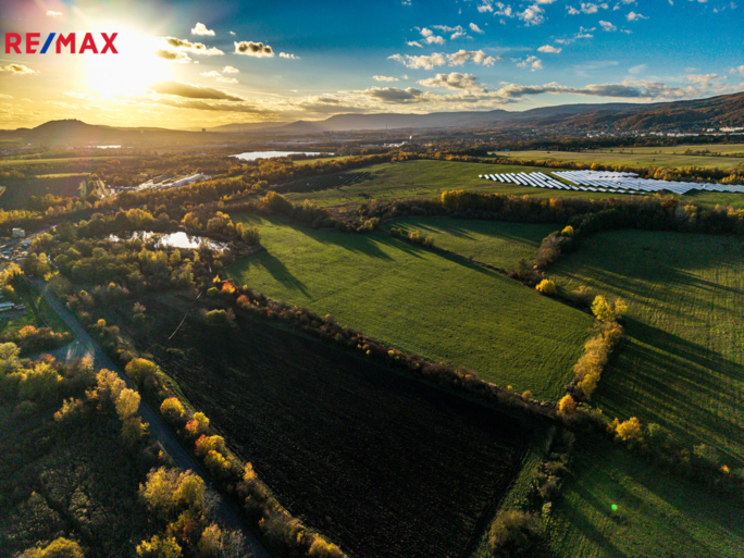 3074924.jpg 3074924.jpg