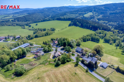 2810135.jpg 2810135.jpg