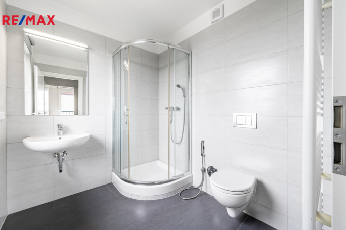 3067581.jpg 3067581.jpg