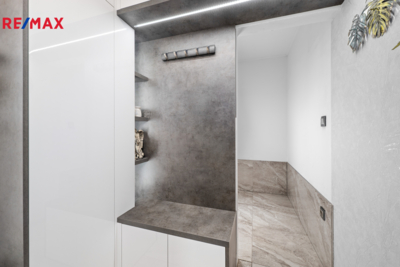 3073097.jpg 3073097.jpg