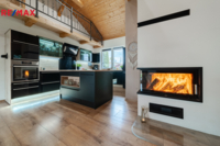 REMAX Delux
