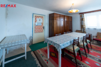 REMAX Delux