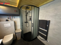 REMAX Delux