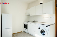 REMAX Delux