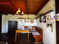 REMAX Delux