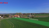 Okrouhlo