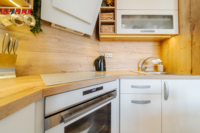 REMAX Delux