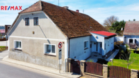 Prodej rodinného domu, 280 m2, Chrást