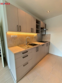 Pronájem bytu 2+kk, 40 m2, Kladno