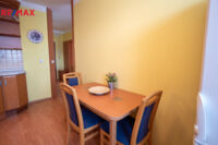 REMAX Delux