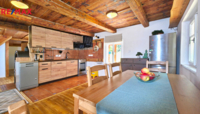 REMAX Delux