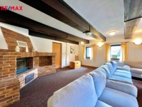 REMAX Delux