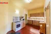 REMAX Delux