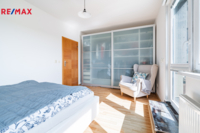 REMAX Delux