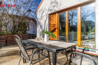 REMAX Delux