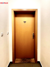 2758832.jpg