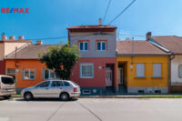 REMAX Delux