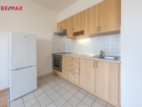 Pronájem bytu 1+kk, 32 m2, Praha