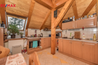 REMAX Delux